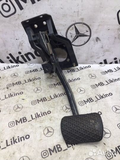 Педаль тормоза Mercedes S-Класс W220