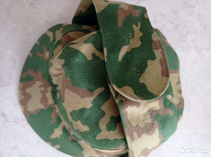 Кепка, куртка военн. камуфлированные