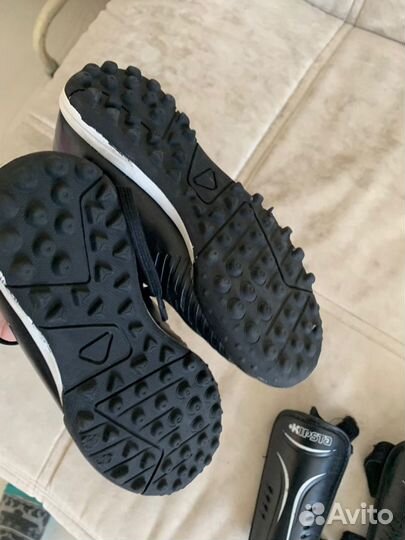 Футбольные бутсы Demix, 28 и защита для голени