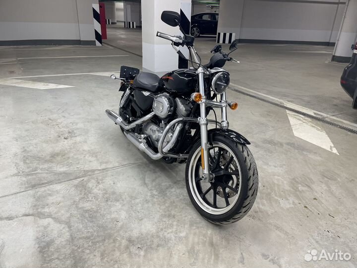 Harley-Davidson Sportster 883