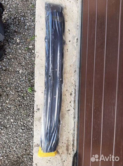 Усилитель бампера на Renault logan фаза 1