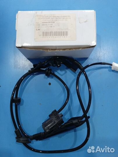 Проводка датчика абс правая