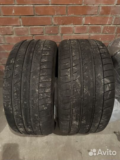 Dunlop SP Sport Maxx GT ROF 275/40 R20 и 315/35 R20