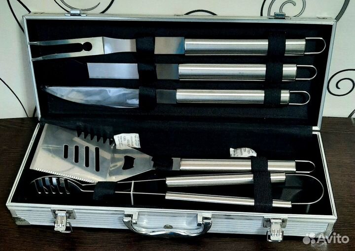 Набор для пикника в чемодане