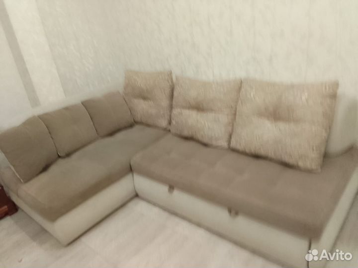 Угловой диван