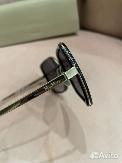 Продам очки Max Mara