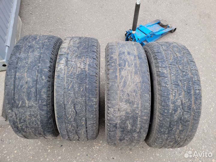 Bridgestone Dueler A/T 001 265/65 R17