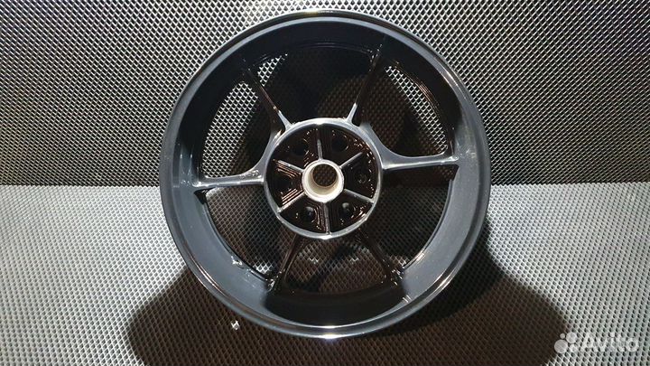 Задний колёсный диск suzuki gsx-r 1000 17+