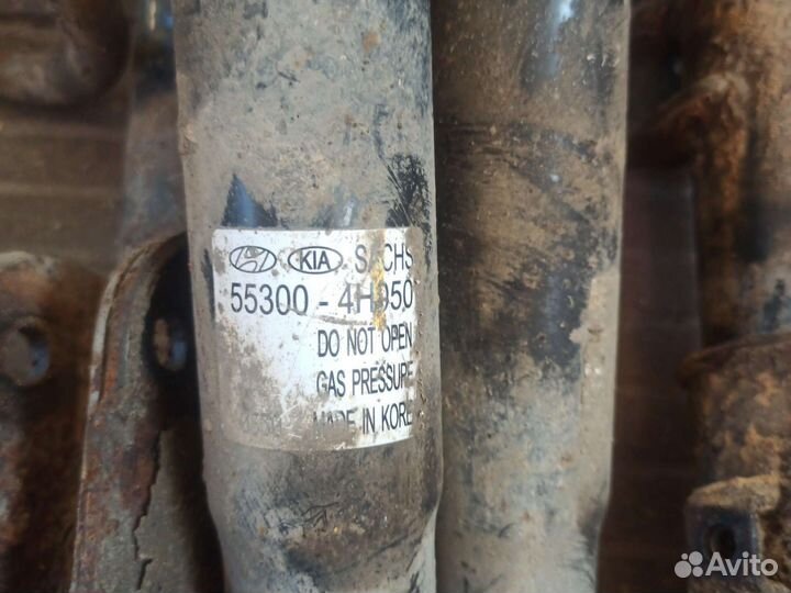 Амортизаторы Хендай Гранд Старекс