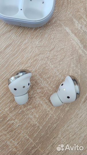 Беспроводные наушники TWS Samsung Buds Pro