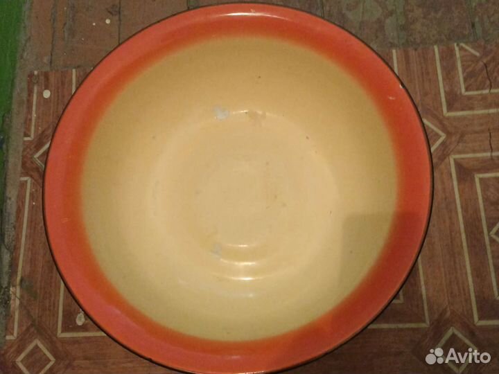 Посуда - таз, бидон, ковш для хозяйства