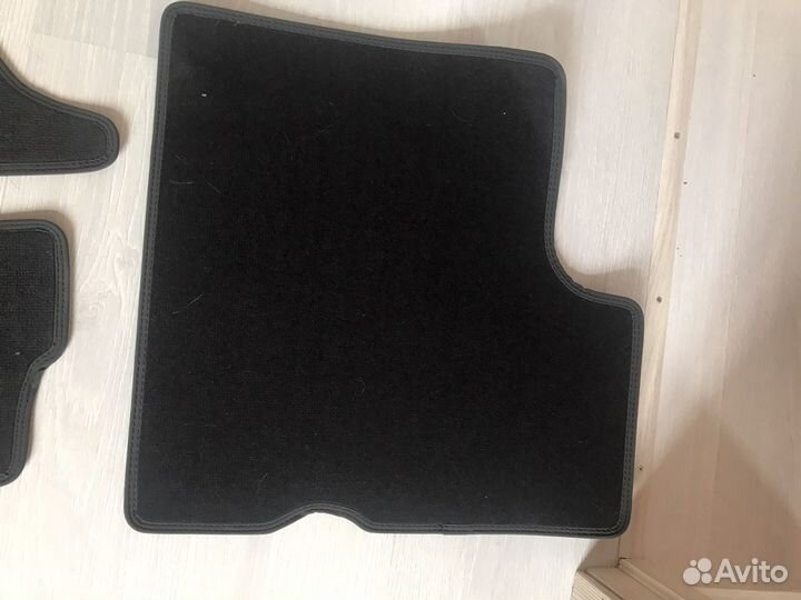 Салонные летние коврики на Renault duster