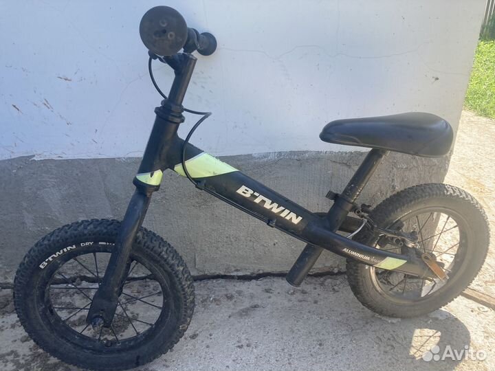 Беговел bitwin