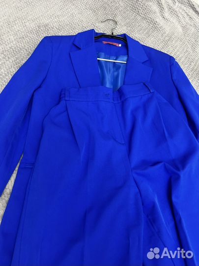 Брючный костюм женский 42