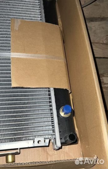 Радиатор охлаждения двигателя Mercedes S W126