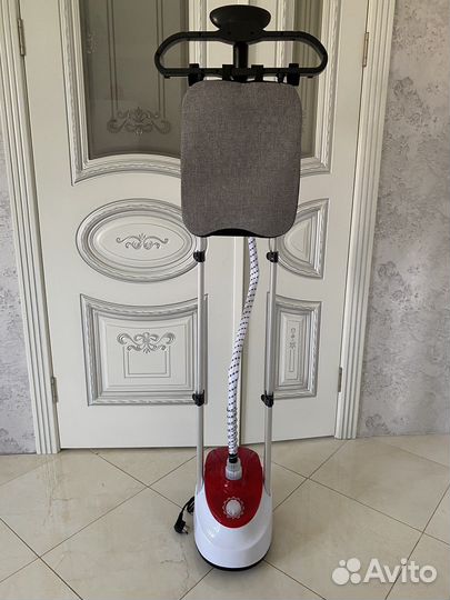 Отпариватель для одежды вертикальный