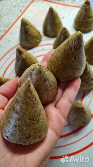 Свечи из пчелиного воска с травами