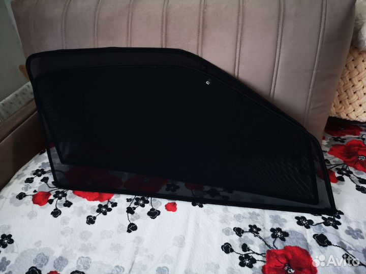 Солнцезащитные шторки на Suzuki Swift 5 2010-2016