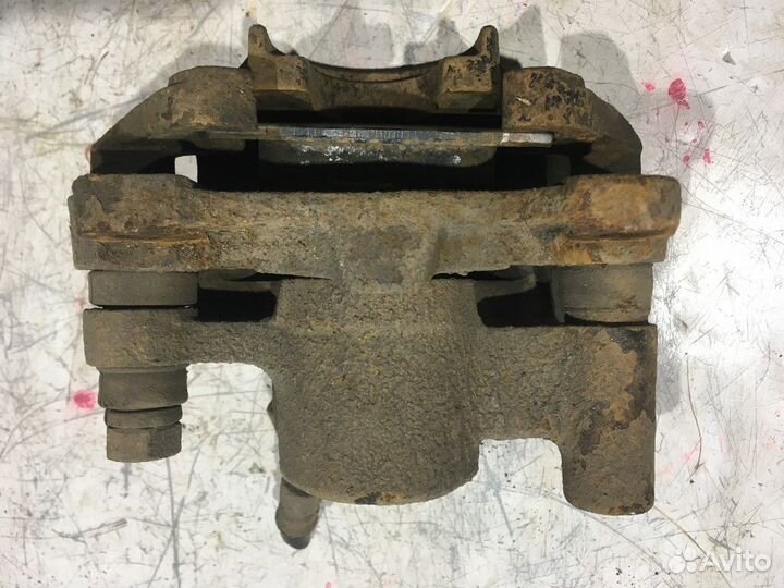 Суппорт задний левый (Geely FC (Vision)