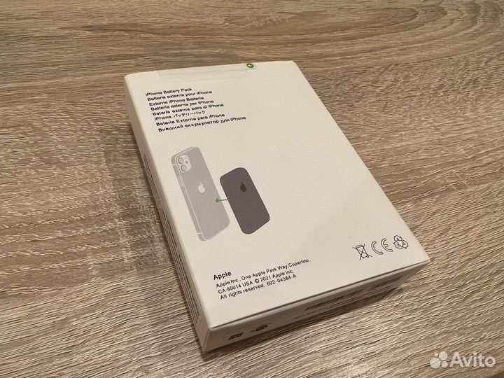 Внешний аккумлятор Apple MagSafe