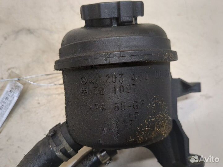 Бачок гидроусилителя Mercedes C W203, 2007