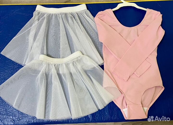 Гимнастический купальник 110-116 и юбки