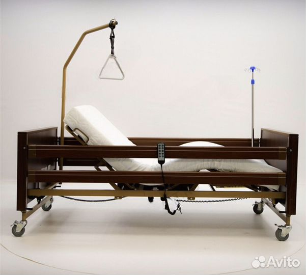 Кровать медицинская электрическая для лежачих