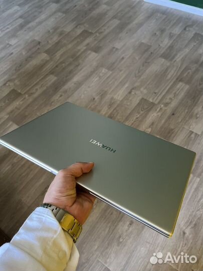 Huawei matebook d 15 8/256