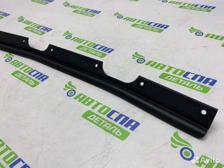 Уплотнитель крышки багажника Mazda Cx-30 кроссовер