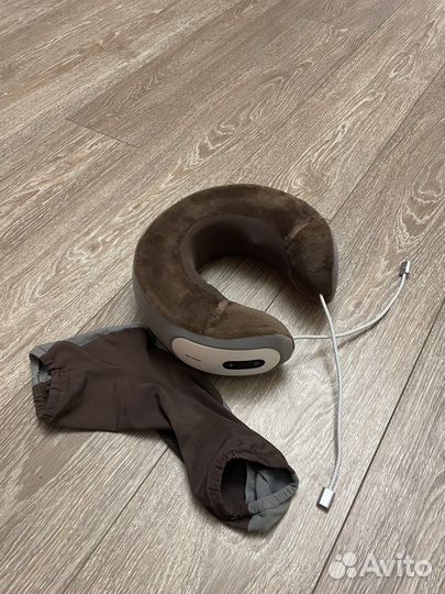 Массажер для шеи bork D602