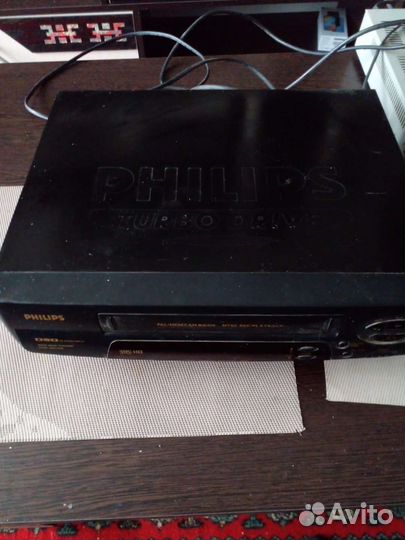 Видеомагнитофон