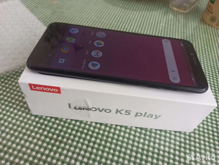 Lenovo K5 Play, 3/32 ГБ