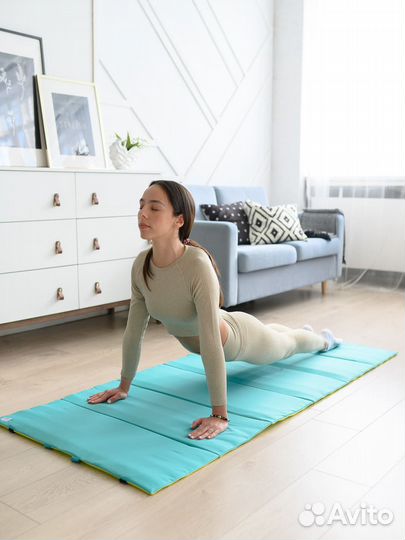 Спортивный коврик непромокаемый камуфляжный