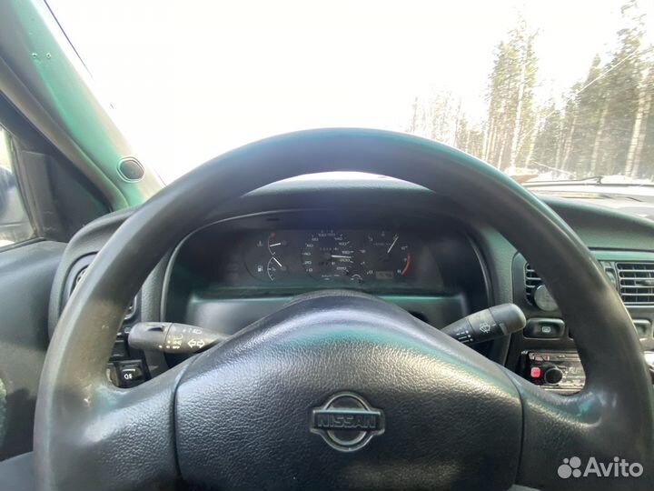 Nissan Primera 2.0 МТ, 1994, 403 150 км