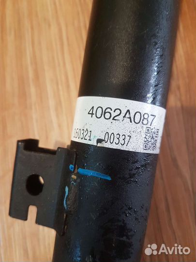 Стоика pajero sport 3