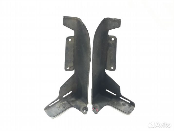 Клык передний Subaru Legacy BP5 EJ20 2004