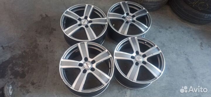 Литые диски R16 X-trike