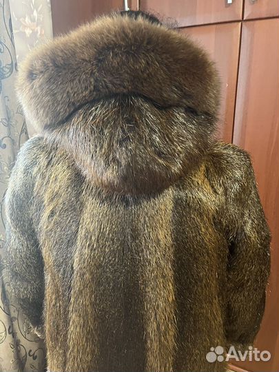 Шуба нутрия с капюшоном