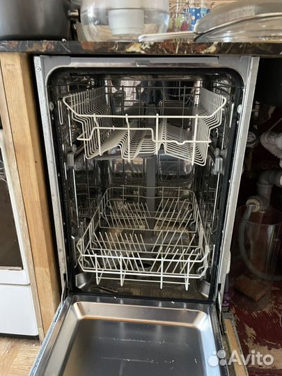 Посудомоечная машина Whirlpool Indesit