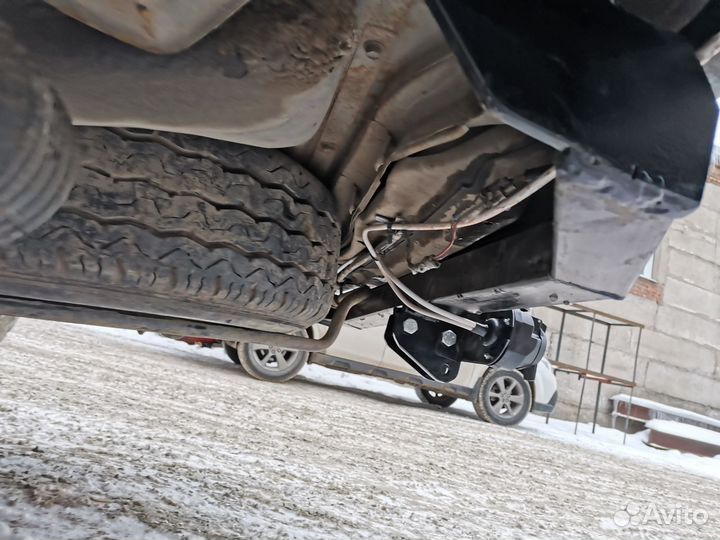 Фаркоп на Тойота Хайс Н100 1989-2004 г