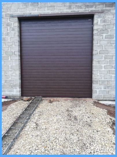 Гаражные ворота, секционные ворота DoorHan Alutech