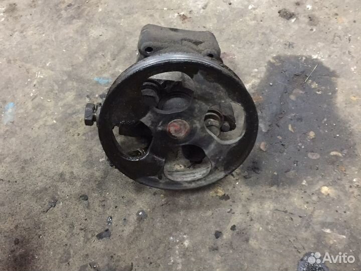 Насос гур mitsubishi space wagon 4G63 2.0