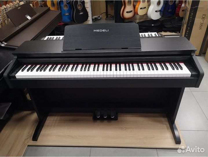 Цифровое пианино Medeli DP260