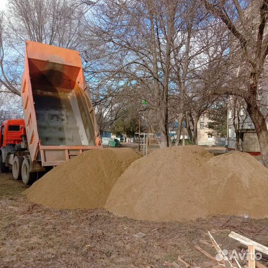 Песок строительный доставка