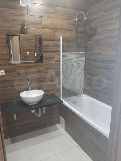 3-к. квартира, 81 м², 4/4 эт.