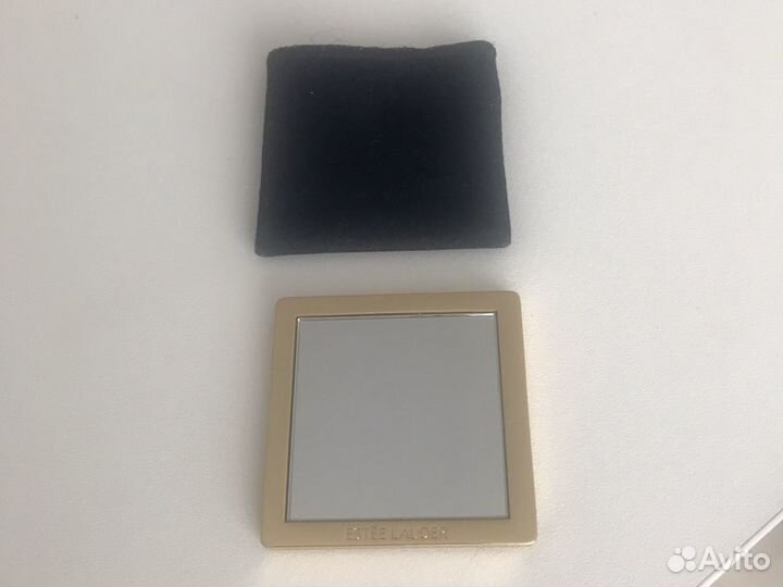 Зеркальце карманное