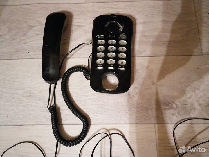Стационарный телефон