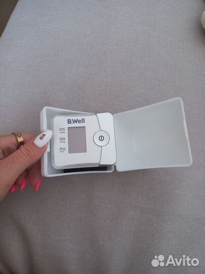 Тонометр на запястье новый