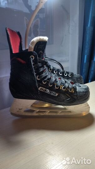 Коньки хоккейные, р-р 40-41, длинна стельки 25 см