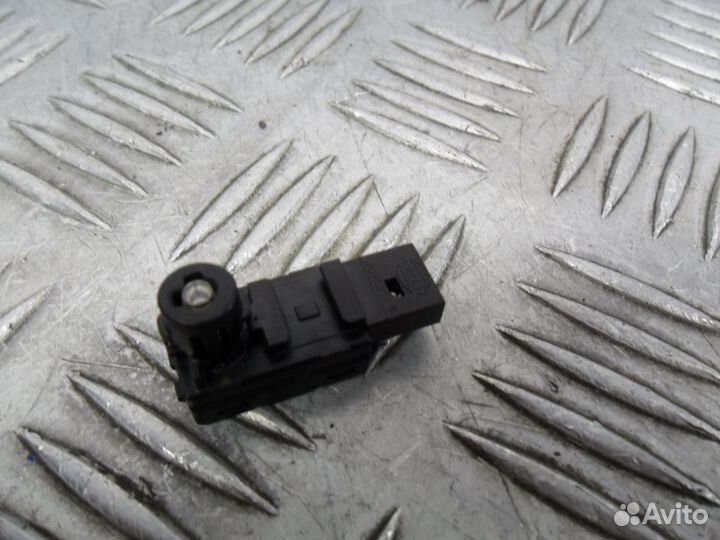 Б/У Подсветка ручки внутренней